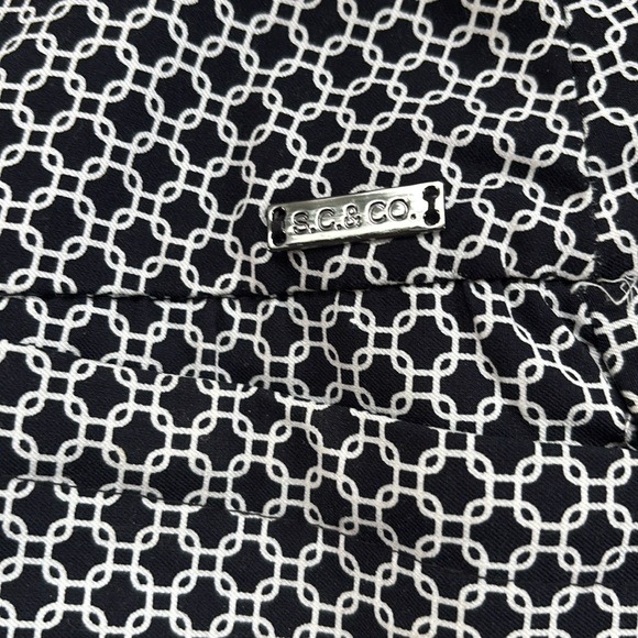 Great golf are justt runningg aroundd skirt. Great stretch. Lays nicely. - Picture 2 of 3